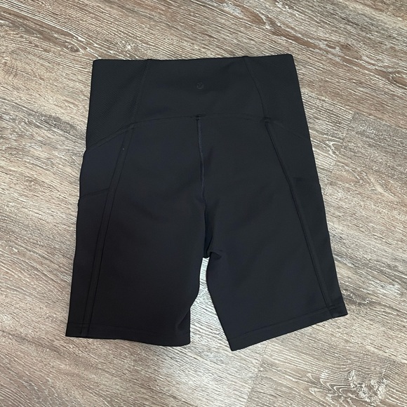 EUC Lululemon Ribbed/Stripped Matching Bundle. Size 8 - Picture 7 of 12